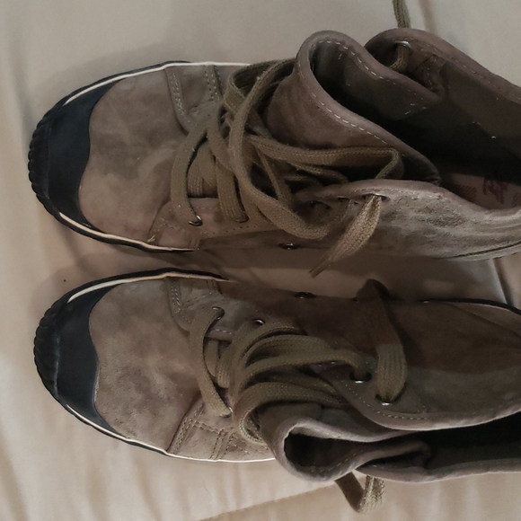 Posture Foundation Sneaker Boots, Sz 8 - Picture 5 of 5